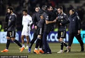 湖人官方更新ins：文森特伤愈回归参加全队合练