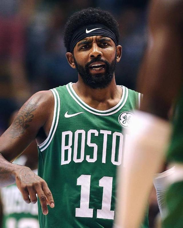 再次站到了 再次站到了