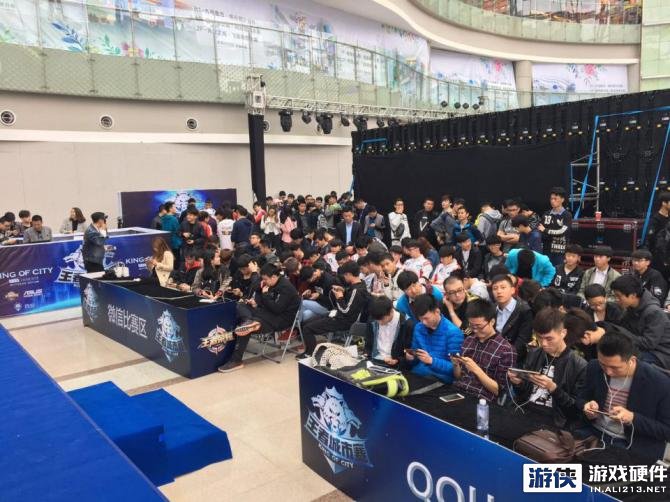 随着时间的 随着时间的